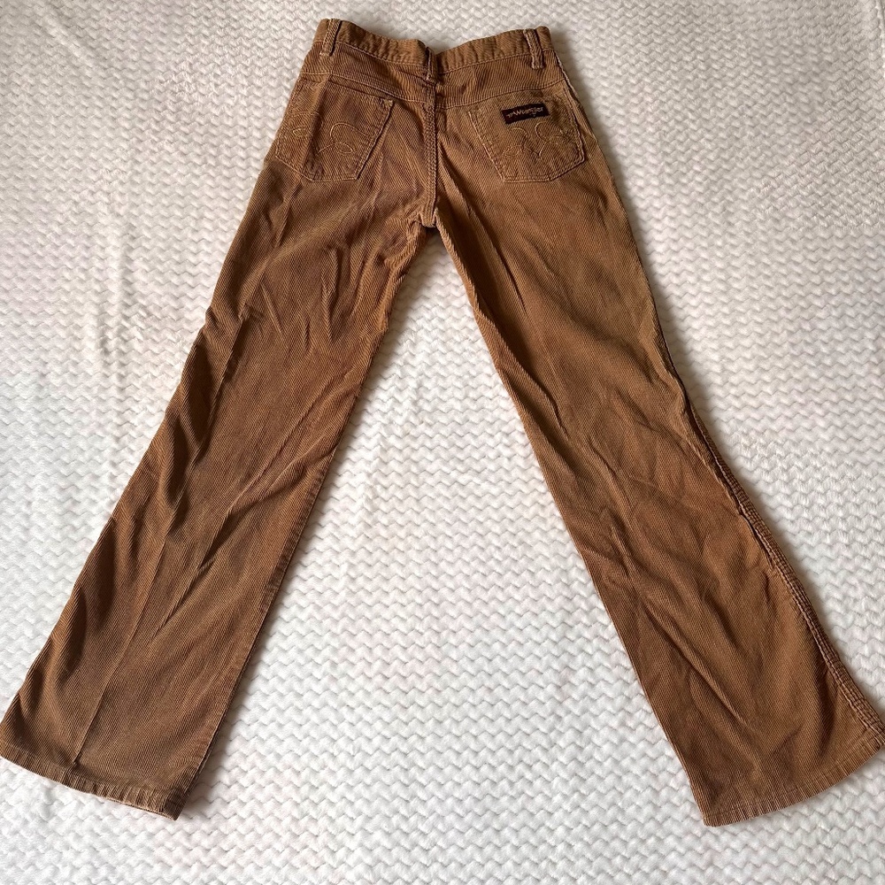 Vintage Wrangler Corduroy pants Made in USA student fit SIZE 28 X 30